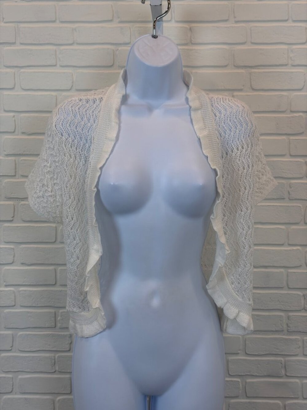 Say What? Crochet Knit Shrug Bolero Ivory Ruffle Trim XL